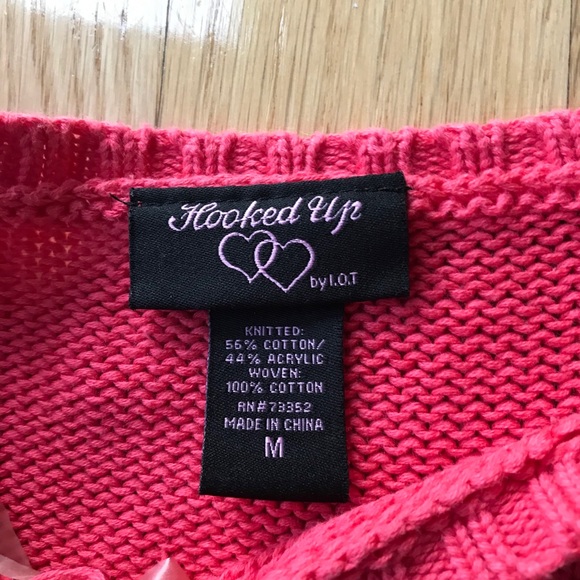 ❤️Decorative Hem Red Sweater❤️ - Picture 2 of 3